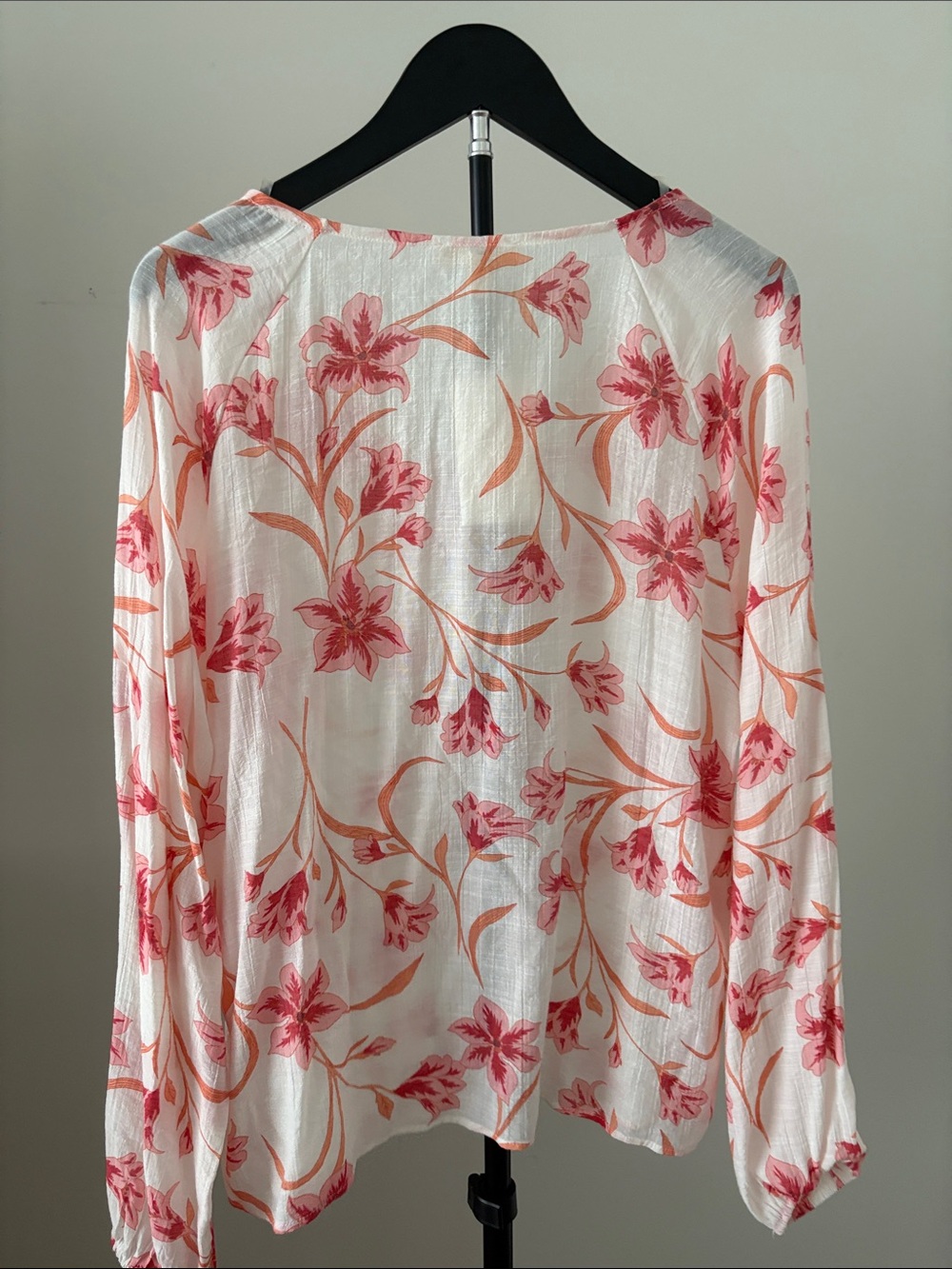 Blouse - Picture 2 of 4